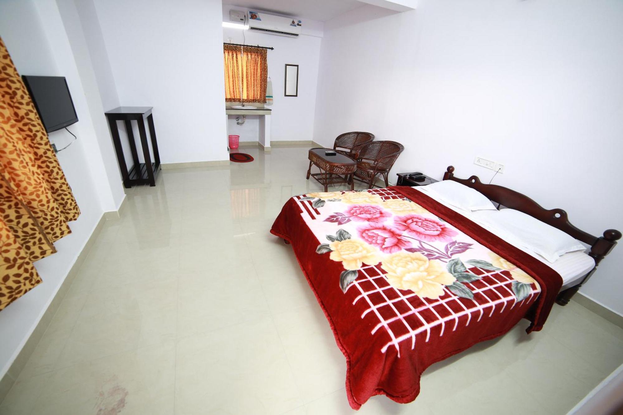 Dubai Hotel & Restaurant Kumarakom Kültér fotó